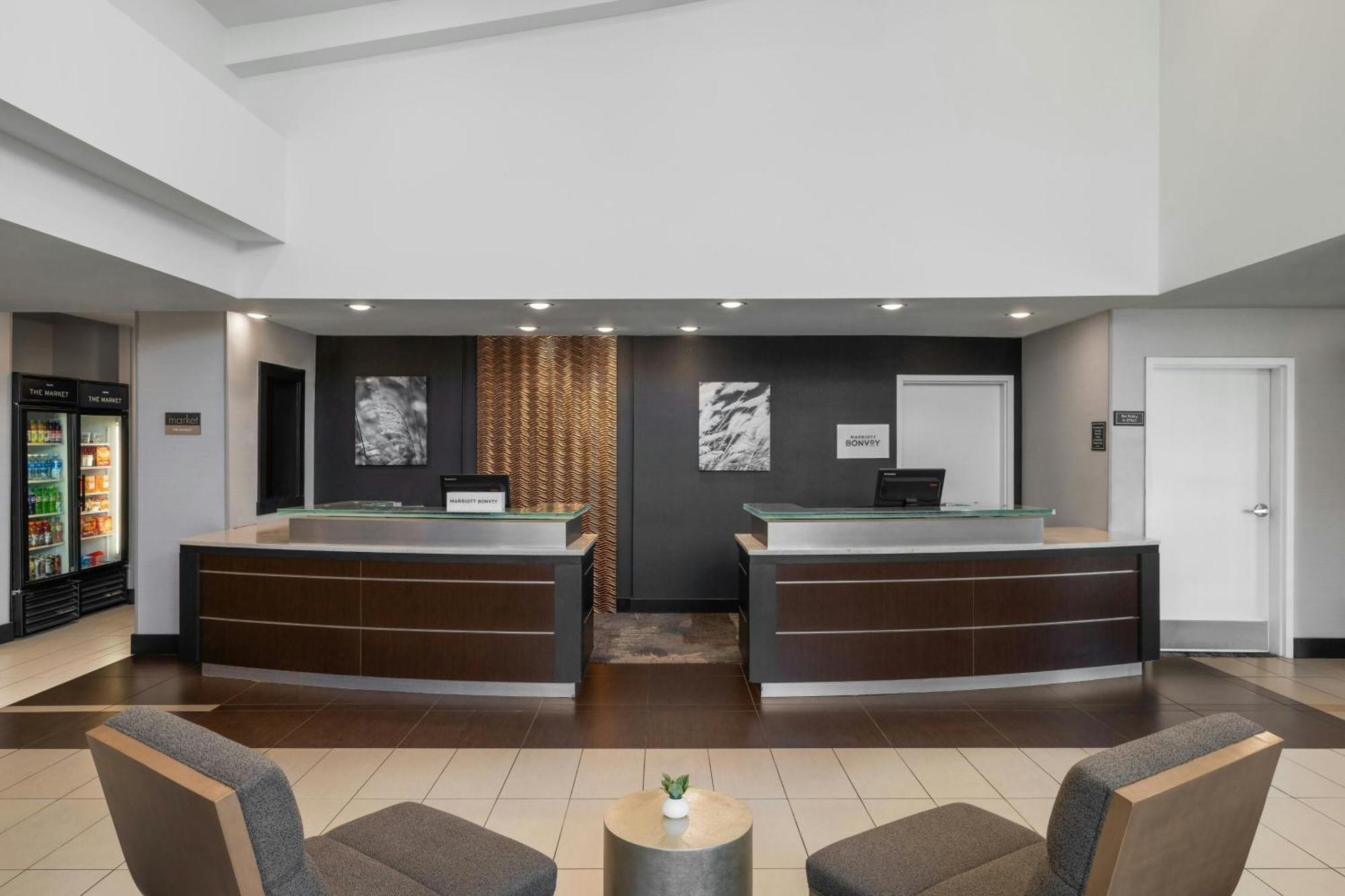 Residence Inn By Marriott Шампейн Екстериор снимка