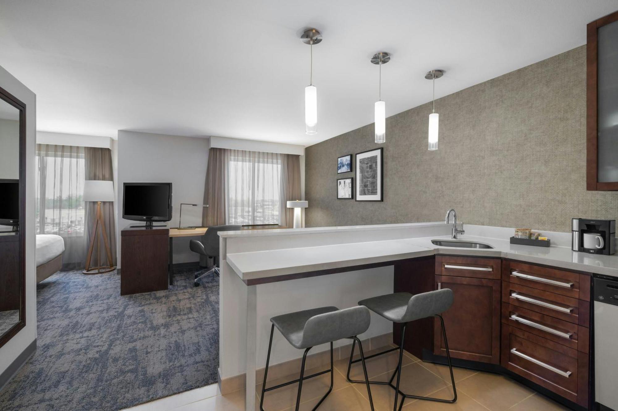 Residence Inn By Marriott Шампейн Екстериор снимка